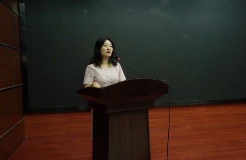 缪总讲话.jpg