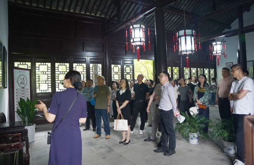 参观网站1.jpg